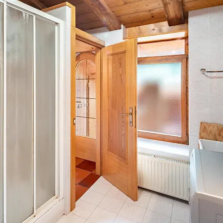 La Mirandola Rosso Apartmán Livinallongo Del Col Di Lana